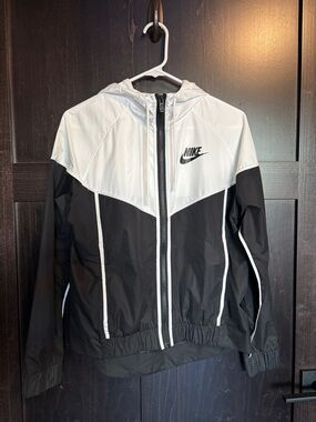 Lightweight Nike Windbreaker